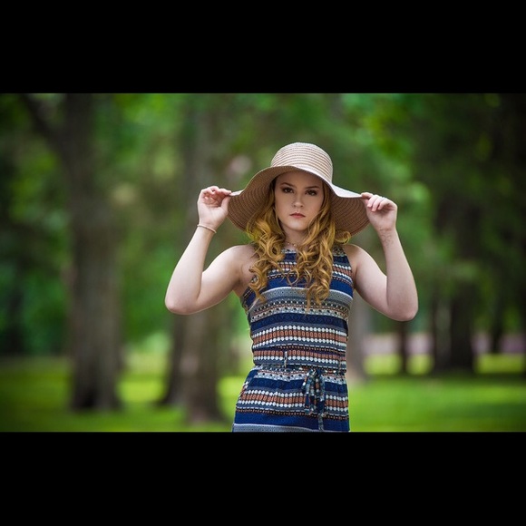 meet your posher!!! - Picture 1 of 8